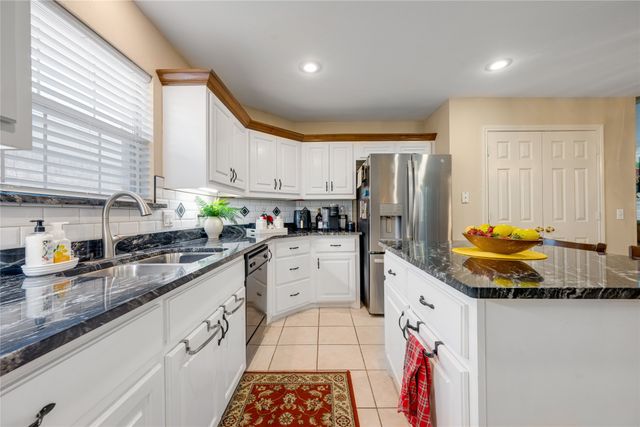 4215 Primrose Lane, Paris, TX 75462