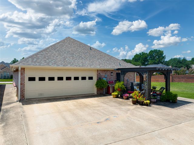 4215 Primrose Lane, Paris, TX 75462