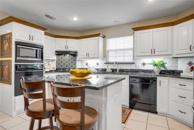 4215 Primrose Lane, Paris, TX 75462
