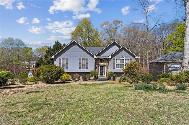 6604 Windbrook Way, Flowery Branch, GA 30542
