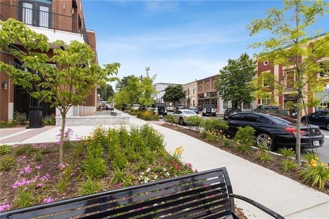 6604 Windbrook Way, Flowery Branch, GA 30542