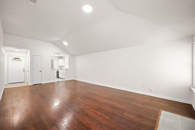 1404 Woodfern Drive, Arlington, TX 76018