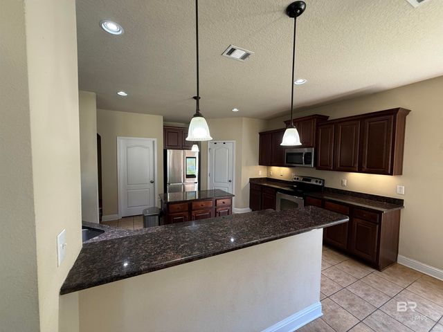 9023 Krystal Ridge Court, Daphne, AL 36526