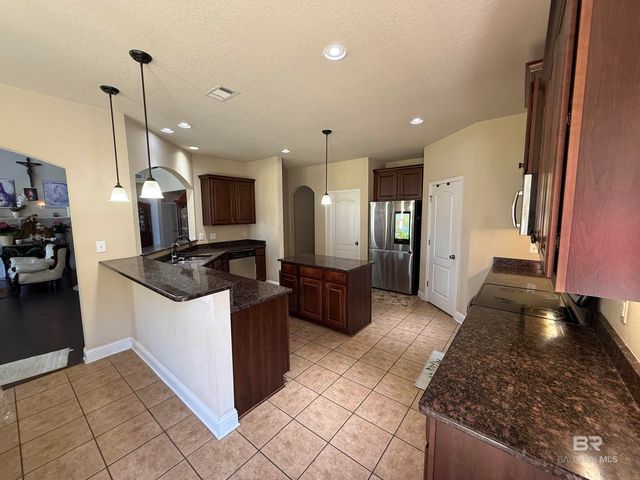 9023 Krystal Ridge Court, Daphne, AL 36526