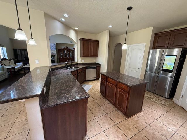 9023 Krystal Ridge Court, Daphne, AL 36526