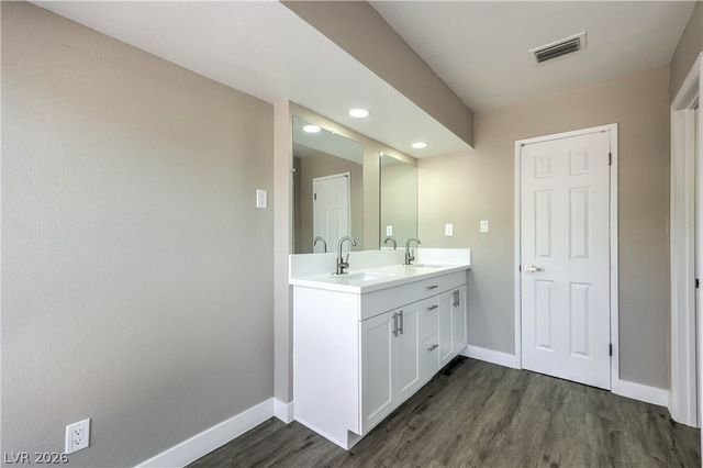 343 Greenbriar Townhouse Way 343, Las Vegas, NV 89121