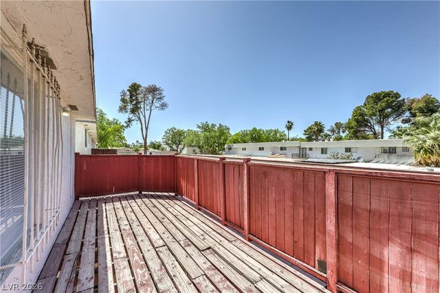 343 Greenbriar Townhouse Way 343, Las Vegas, NV 89121