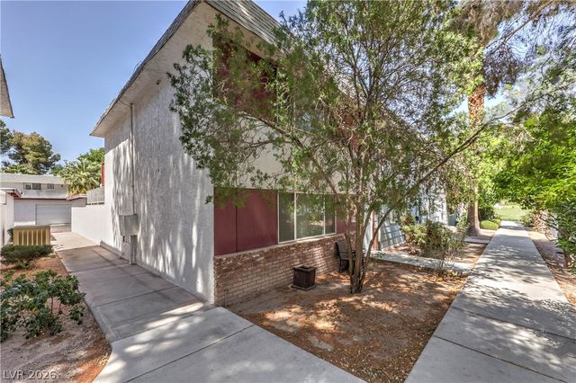 343 Greenbriar Townhouse Way 343, Las Vegas, NV 89121