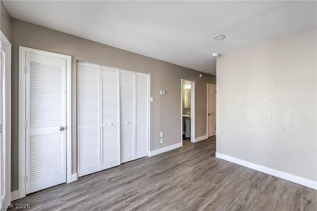 343 Greenbriar Townhouse Way 343, Las Vegas, NV 89121