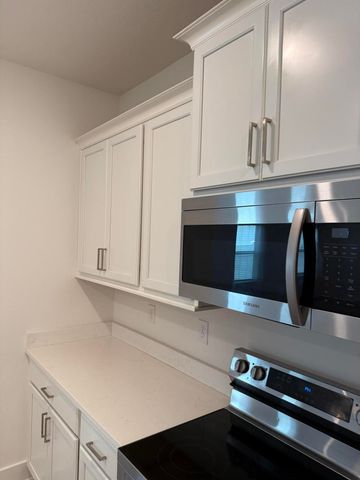 210 Lyla Lane, Crestview, FL 32539