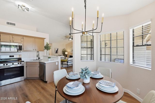 1502 E ROCKWOOD Drive, Phoenix, AZ 85024