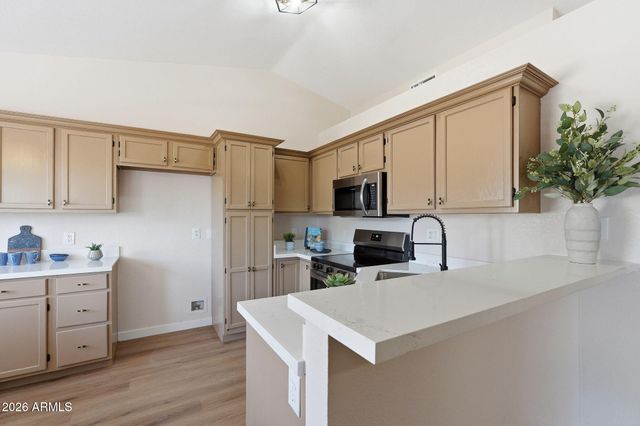 1502 E ROCKWOOD Drive, Phoenix, AZ 85024