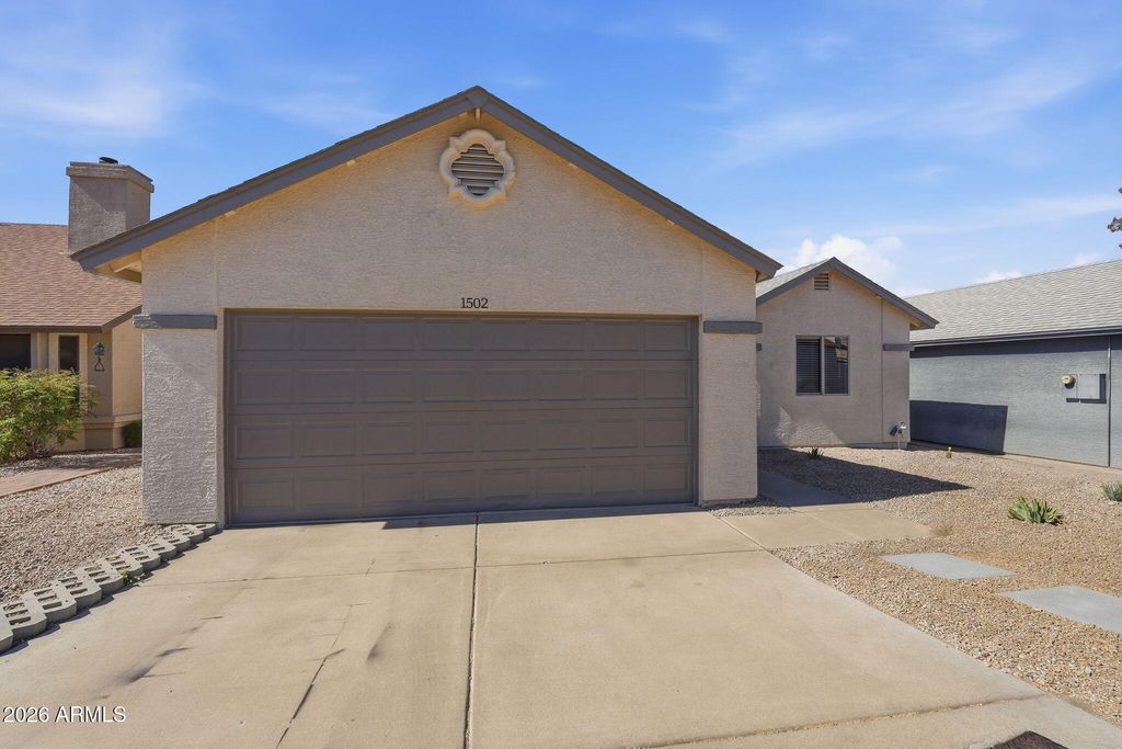 1502 E ROCKWOOD Drive, Phoenix, AZ 85024