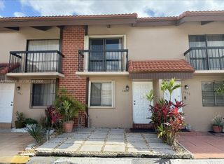 1911 SW 107th Ave 1006, Miami, FL 33165