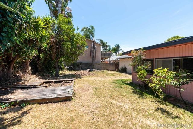 4505 La Crosse Avenue, San Diego, CA 92117
