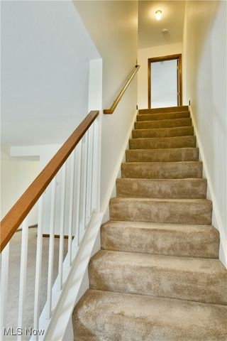 723 Lakeview Drive, Cortland, OH 44410