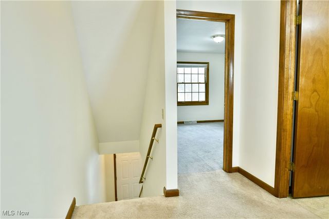 723 Lakeview Drive, Cortland, OH 44410