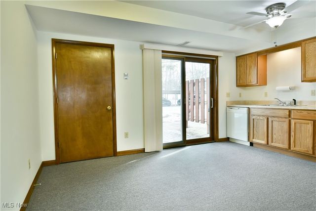 723 Lakeview Drive, Cortland, OH 44410