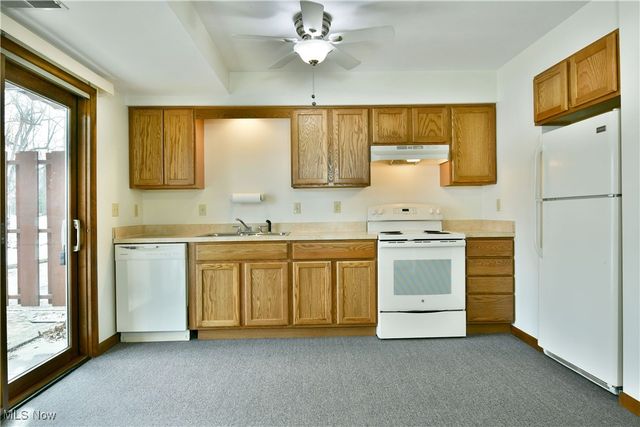 723 Lakeview Drive, Cortland, OH 44410