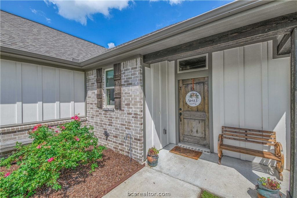 10398 Bourbon Lane, Bryan, TX 77808 — photo 4