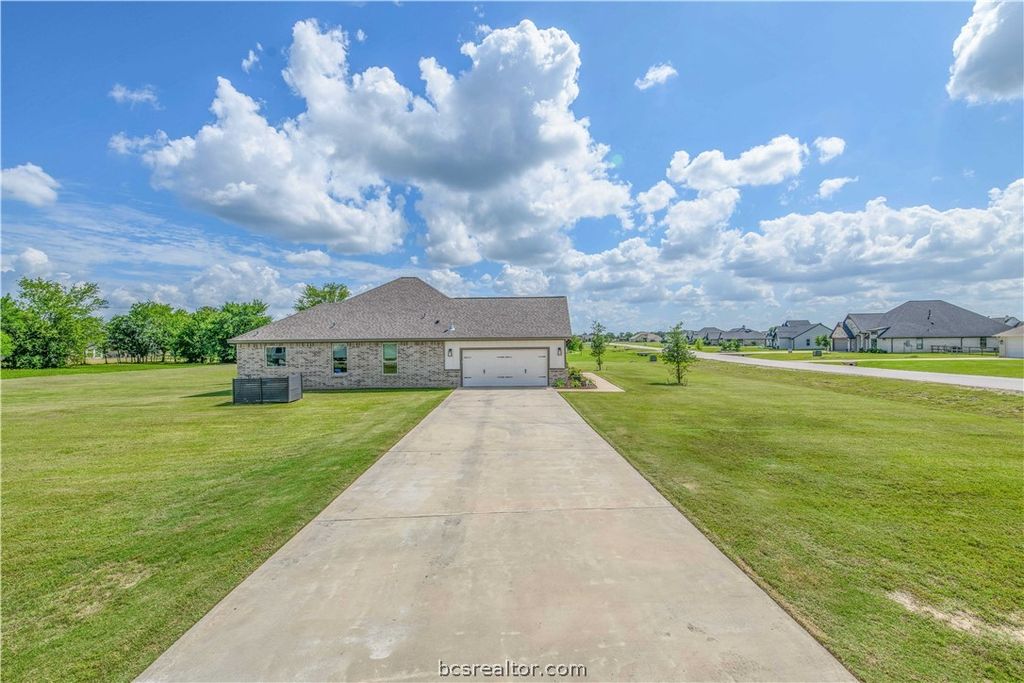 10398 Bourbon Lane, Bryan, TX 77808 — photo 5