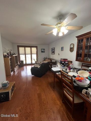 4004 S Foxwood Drive S, Clifton Park, NY 12065