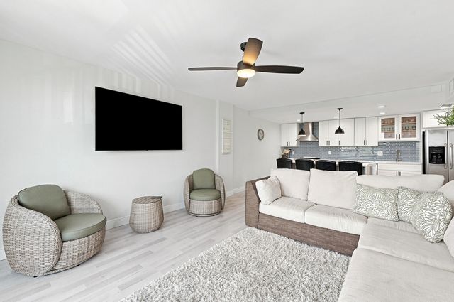 2121 N OCEAN Boulevard 405W, Boca Raton, FL 33431