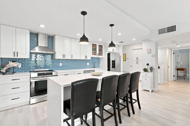 2121 N OCEAN Boulevard 405W, Boca Raton, FL 33431