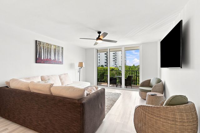 2121 N OCEAN Boulevard 405W, Boca Raton, FL 33431
