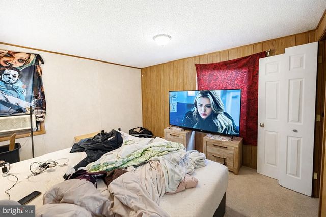 6500 MACEDONIA RD, Woodford, VA 22580