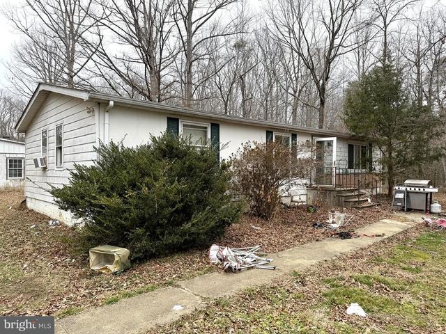 6500 MACEDONIA RD, Woodford, VA 22580