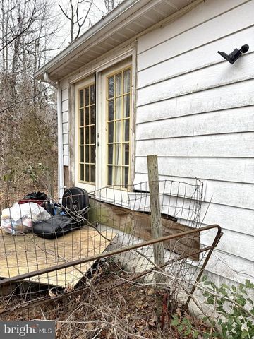 6500 MACEDONIA RD, Woodford, VA 22580