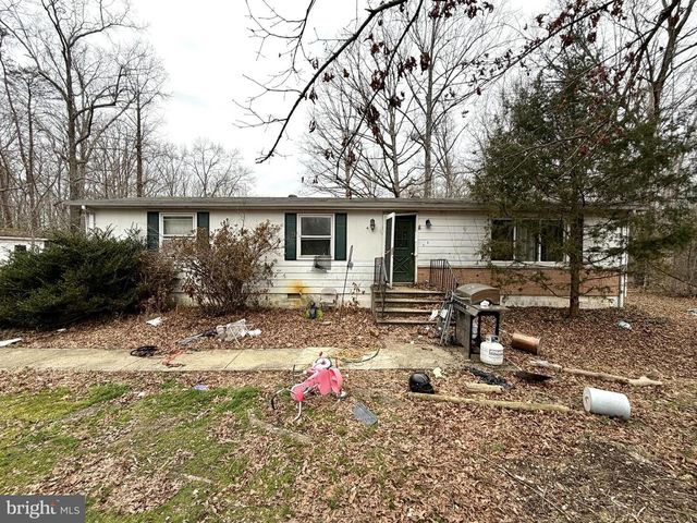 6500 MACEDONIA RD, Woodford, VA 22580