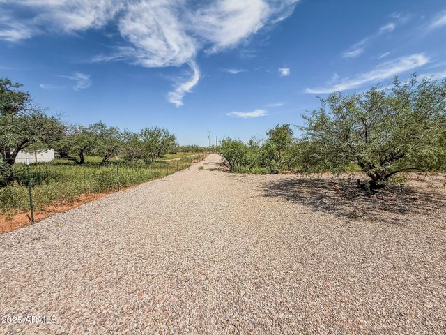 6906 E ALHAMBRA Drive, Sierra Vista, AZ 85650