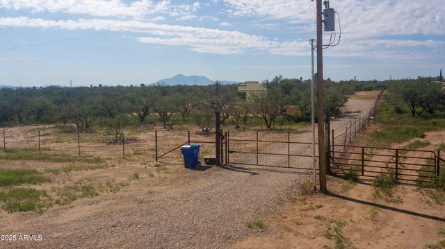 6906 E ALHAMBRA Drive, Sierra Vista, AZ 85650