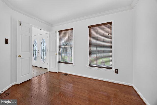 1058 CAREN DR, Sykesville, MD 21784
