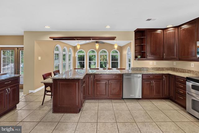 1058 CAREN DR, Sykesville, MD 21784