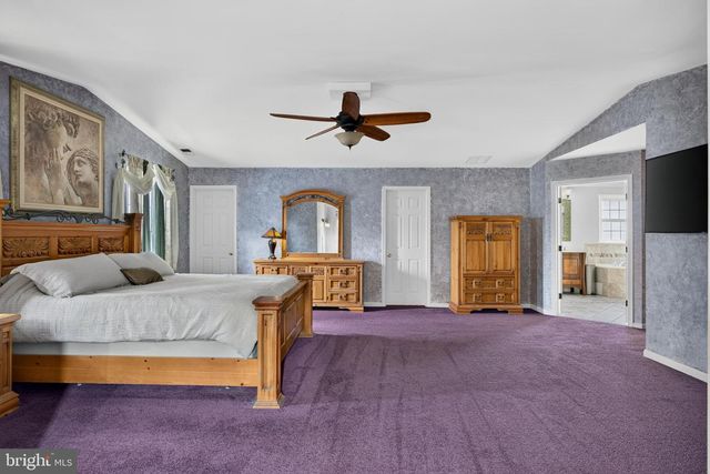 1058 CAREN DR, Sykesville, MD 21784