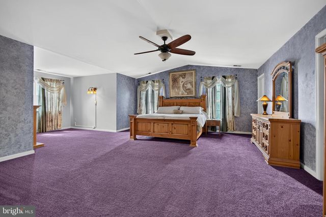 1058 CAREN DR, Sykesville, MD 21784