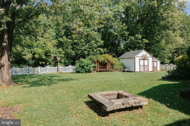 1058 CAREN DR, Sykesville, MD 21784