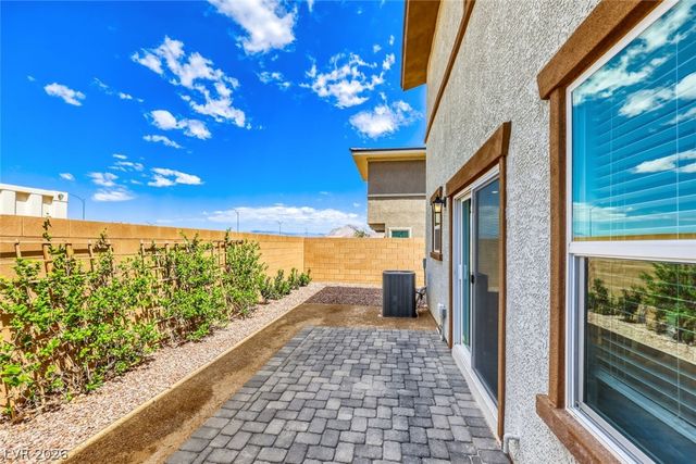 911 Cadence View Way, Henderson, NV 89011