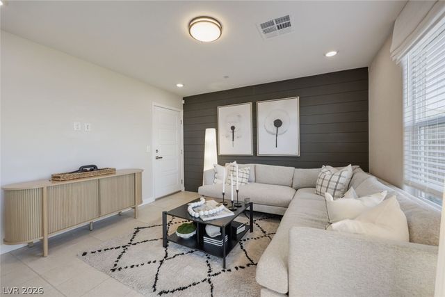 911 Cadence View Way, Henderson, NV 89011