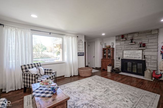 5789 E County Road 200 N, Avon, IN 46123