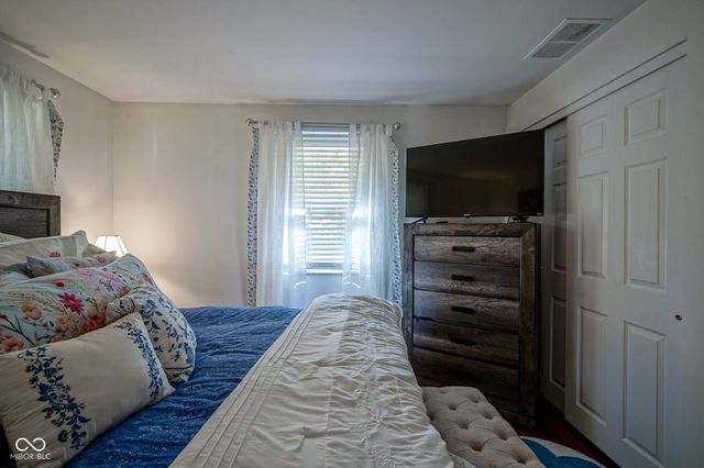 5789 E County Road 200 N, Avon, IN 46123