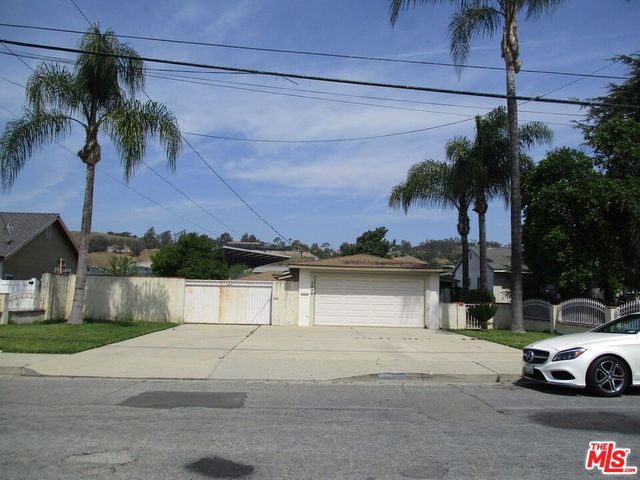 1435 Elwood Street, Pomona, CA 91768