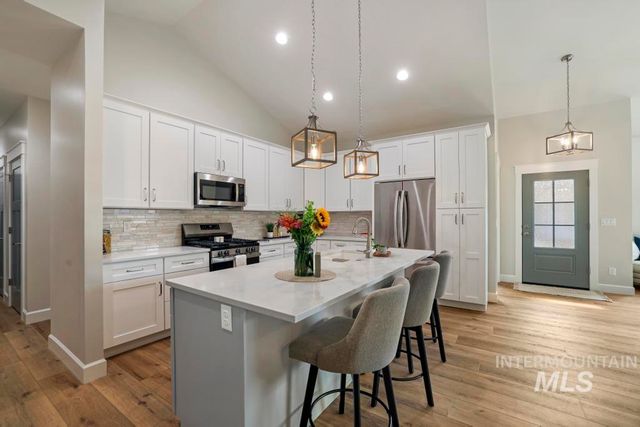 1927 Dora Drive, Twin Falls, ID 83301