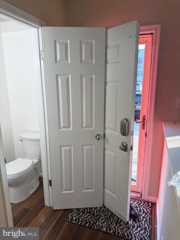 18 HUNTERS GATE CT, Silver Spring, MD 20904