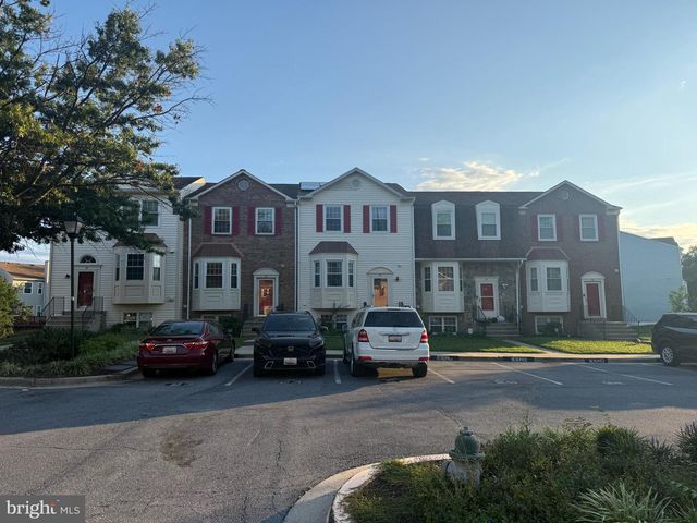 18 HUNTERS GATE CT, Silver Spring, MD 20904