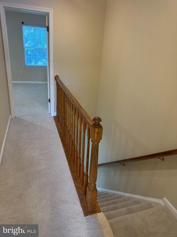 18 HUNTERS GATE CT, Silver Spring, MD 20904