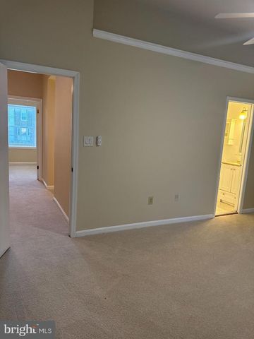 18 HUNTERS GATE CT, Silver Spring, MD 20904